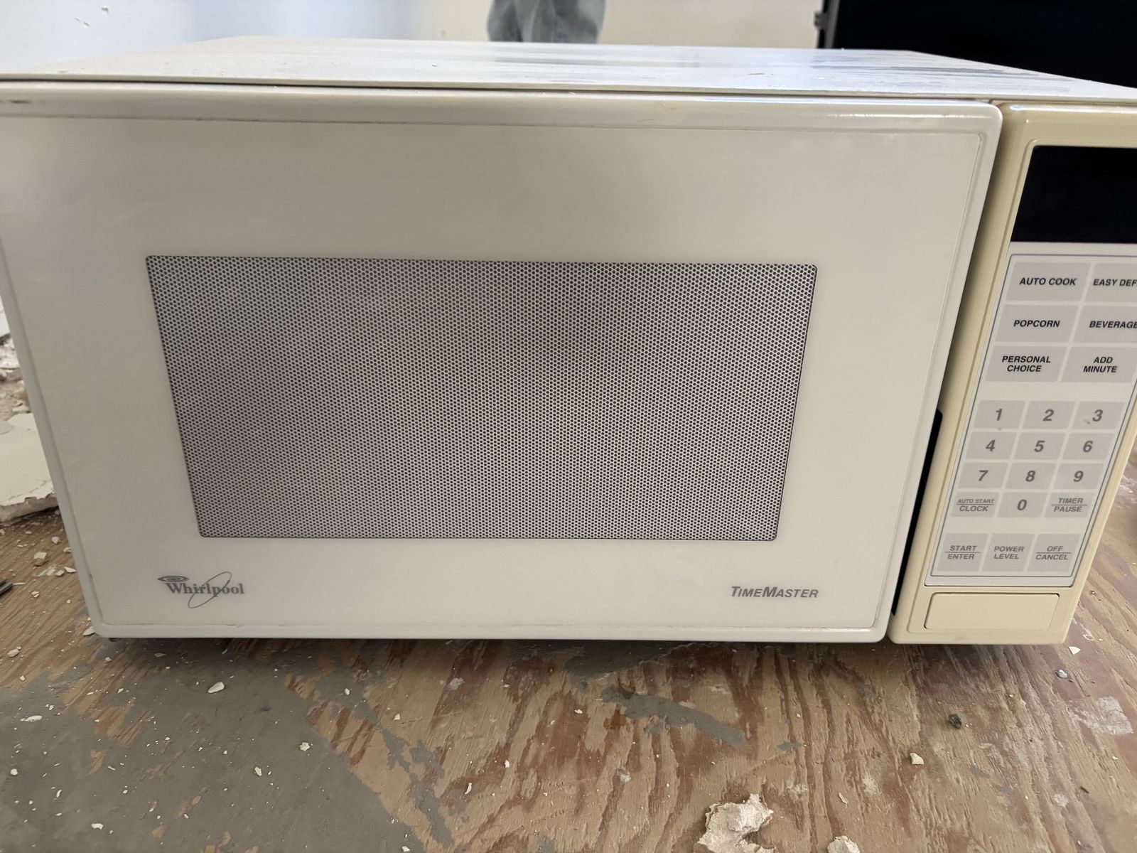 Whirlpool Timemaster Microwave- Works Great