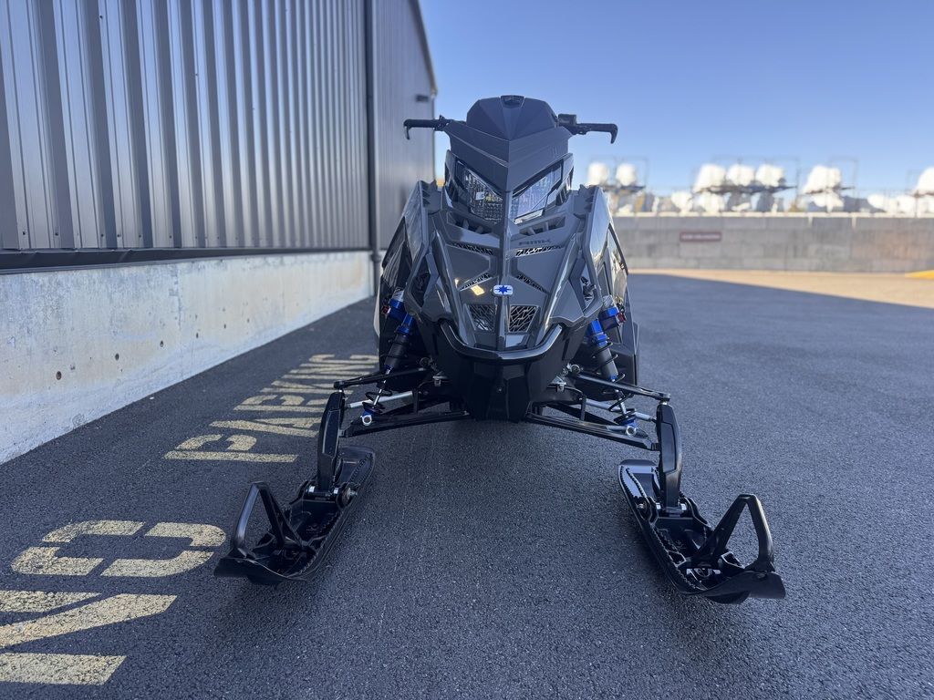 2025 Polaris® 9R RMK KHAOS 155 Shadow Gray / Gloss Black
