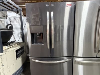 GOOD DEALS! FRIGIDAIRE FRENCH DOOR FRIDGE
