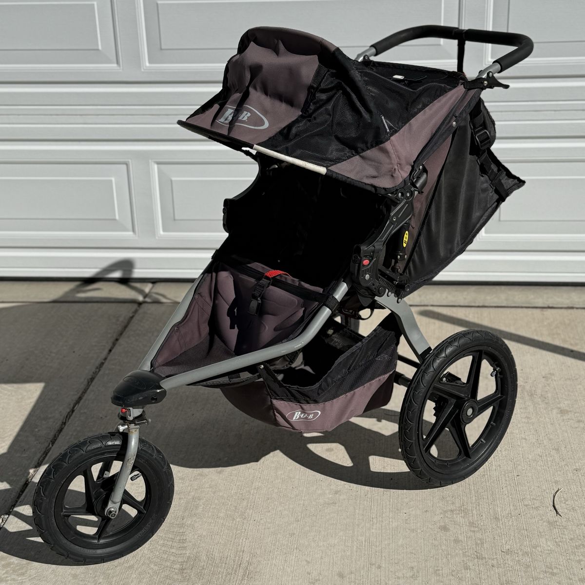 Bob Revolution SE Stroller w/ Car Seat Adapter