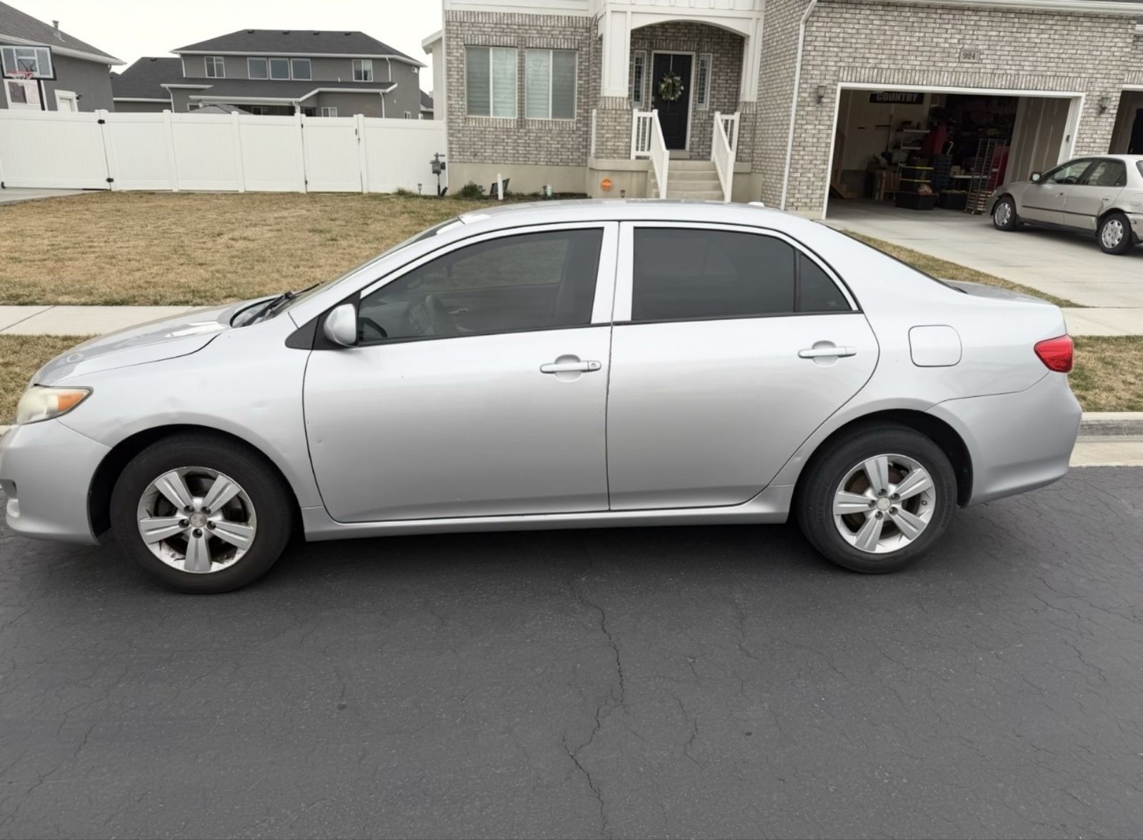 2010 TOYOTA COROLLA LE