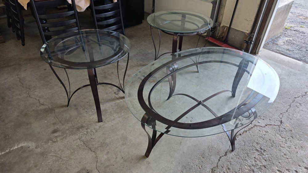3 piece Glass top table set