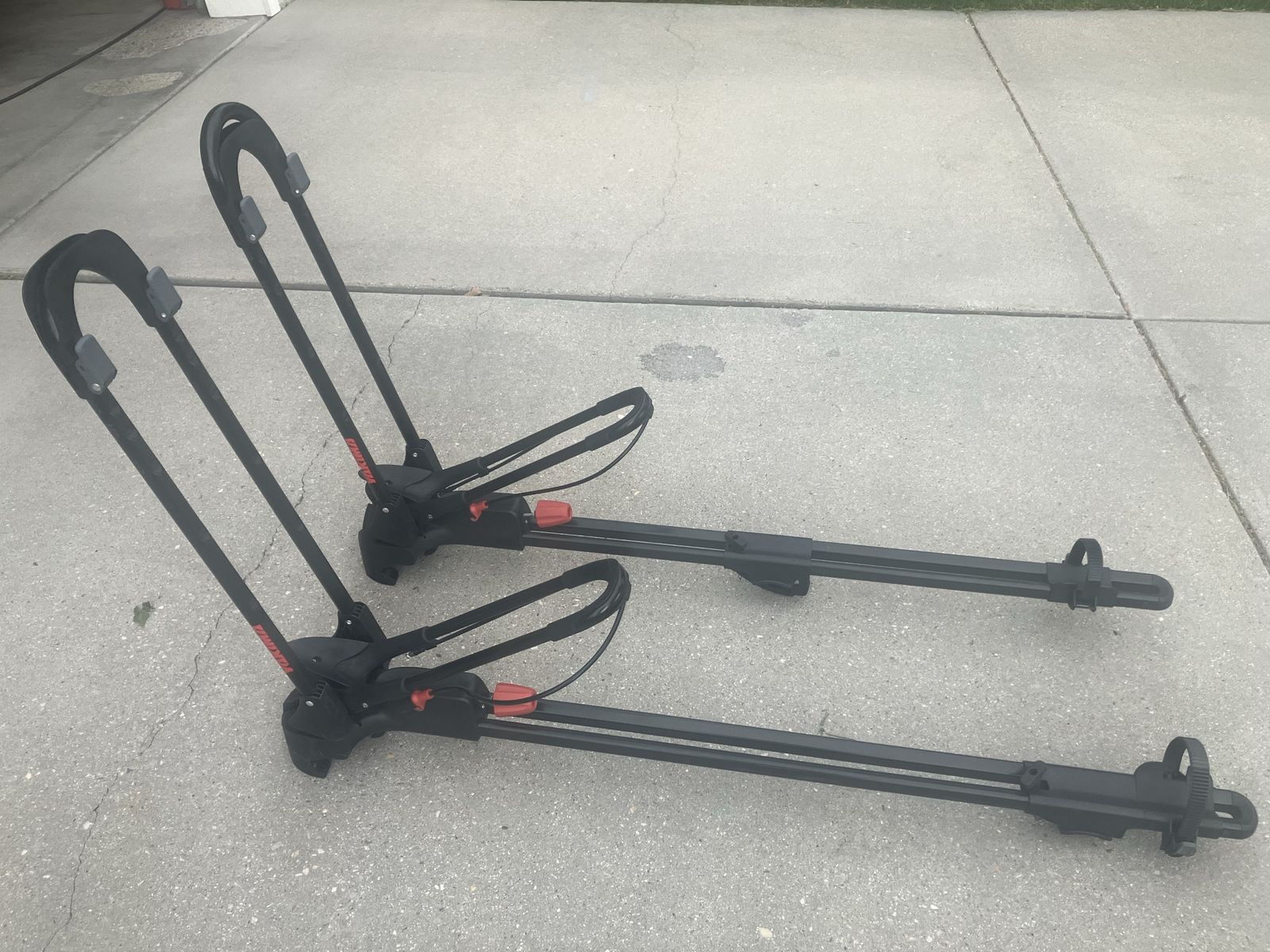 Yakima FrontLoader Upright Bike Mount (Pair) - Universal Roof Rack Fit