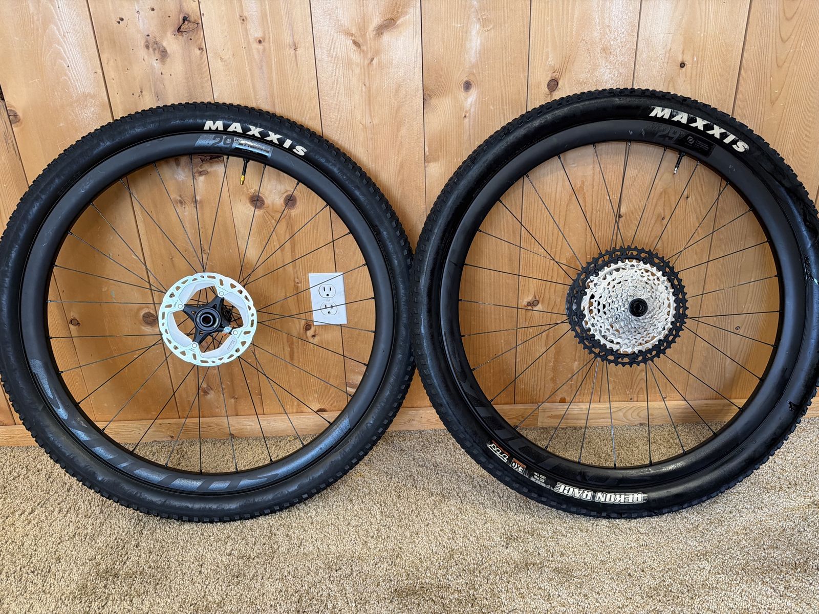 Synccros carbon wheels set 29”