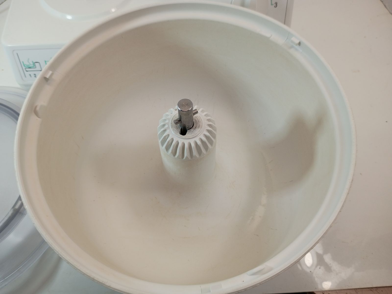 Main image 4