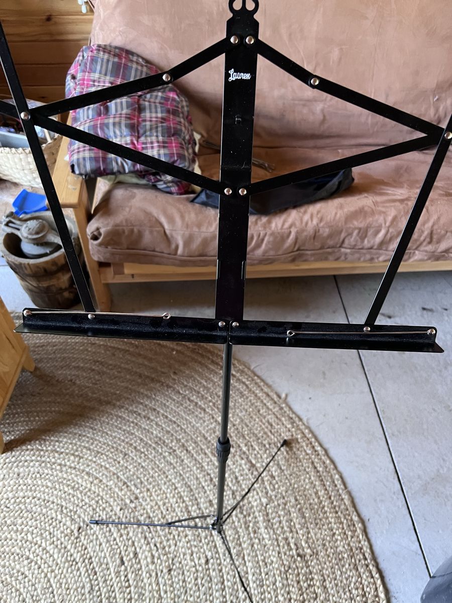 Folding music stand with case