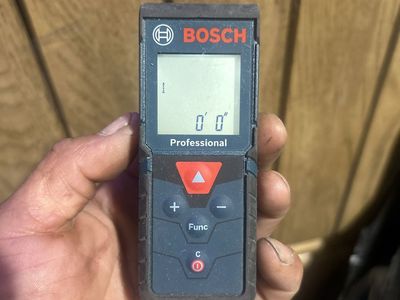 BOSCH GLM165-40 Professional Laser Measure - Range up to 165 ft