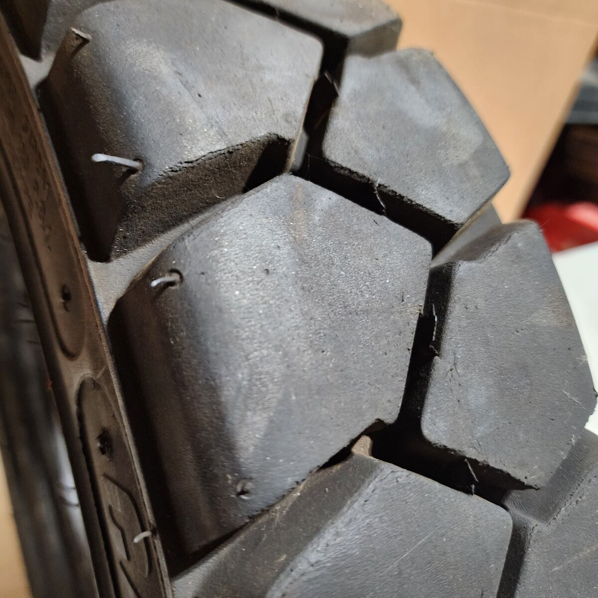 CARLISLE Premium Wide Trac 5.70-8 D/8PLY 8 Ply 5.70/5.00 8NHS Forklift Tire