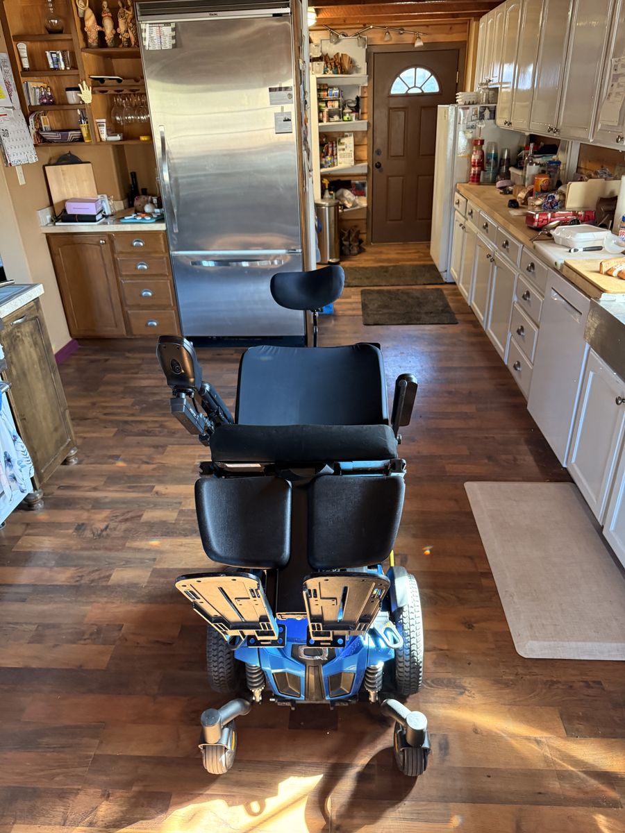 Quantum power wheel chair