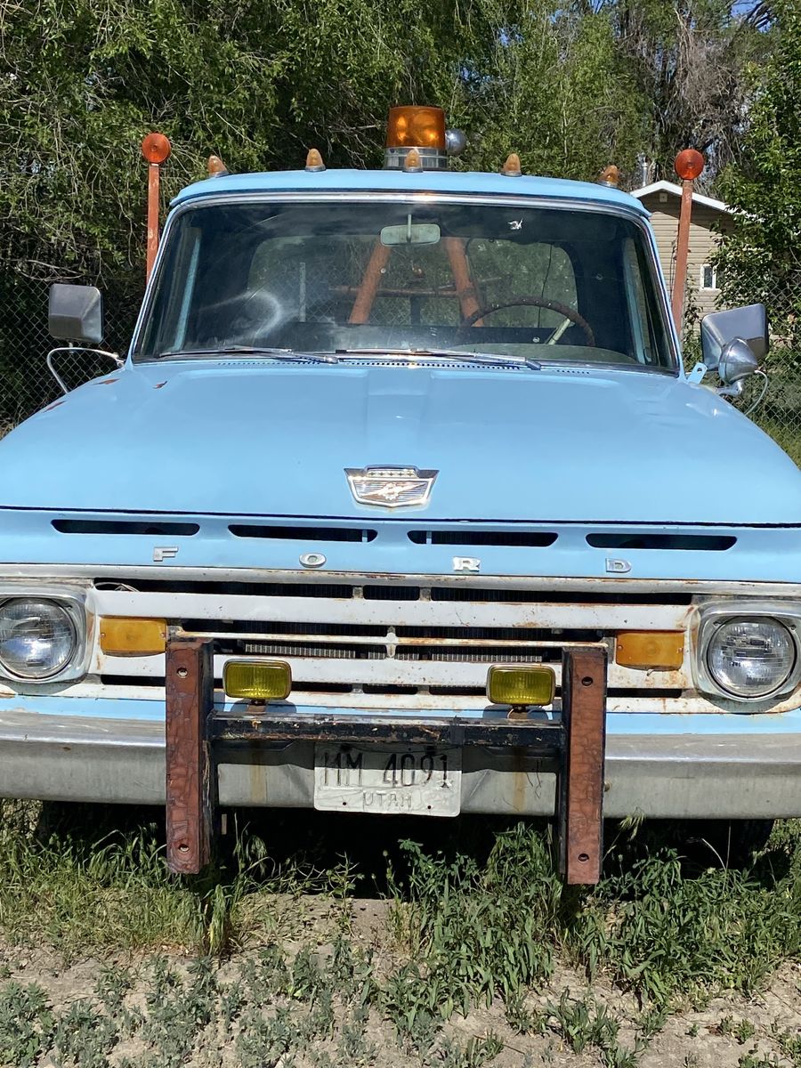 1963 Ford F-350 