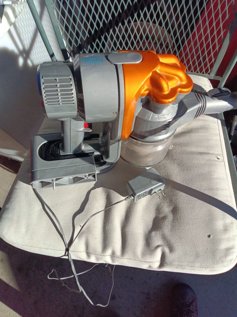 Dyson Max DC 16 Cordless Portable Vacuum