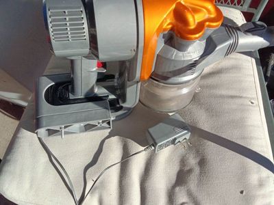 Dyson Max DC 16 Cordless Portable Vacuum