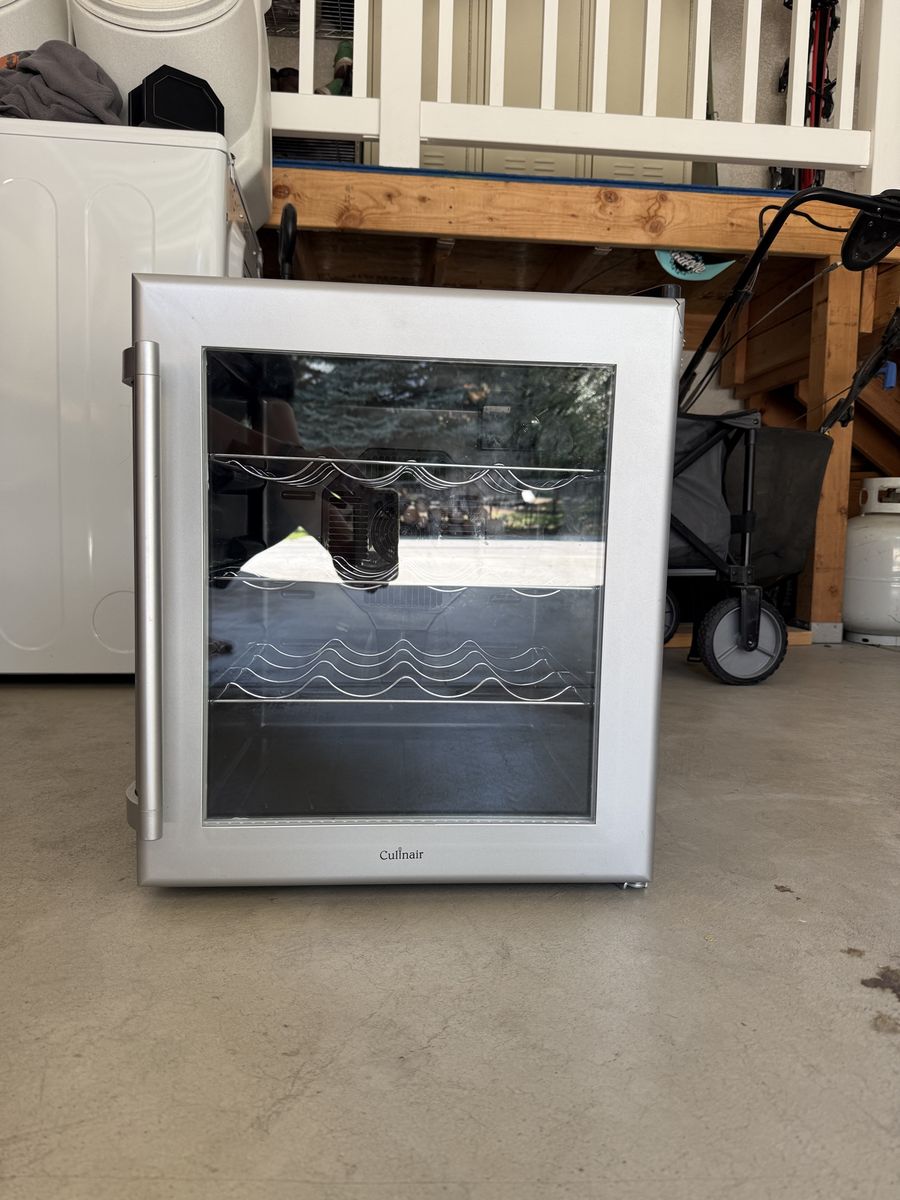 Culinair Compact Wine Cooler Refrigerator Glass Door Silver/Black