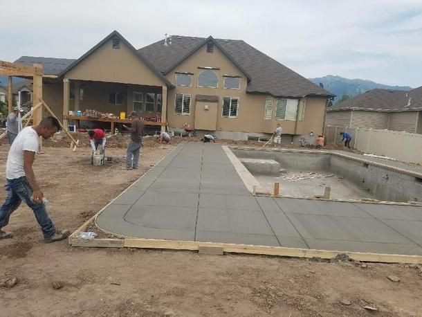 West Jordan Concrete LLC | Retaining Walls | Concrete Borders | Pool Decks | Outdoor Flatwork