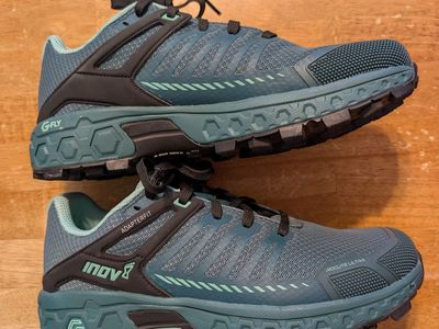 Inov8 Roclite Ultra G 320 trail running shoes women's size 8.5