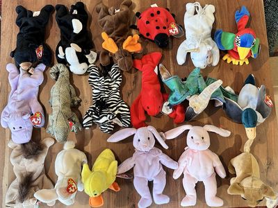 Huge TY Beanie Baby Lot w/ Vintage Tags