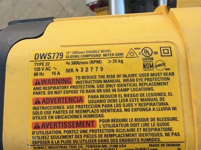 DeWalt DWS779 12" Double Bevel Sliding Compound Miter Saw 3800 RPM Type 22 15A. No stand. CASH ONLY