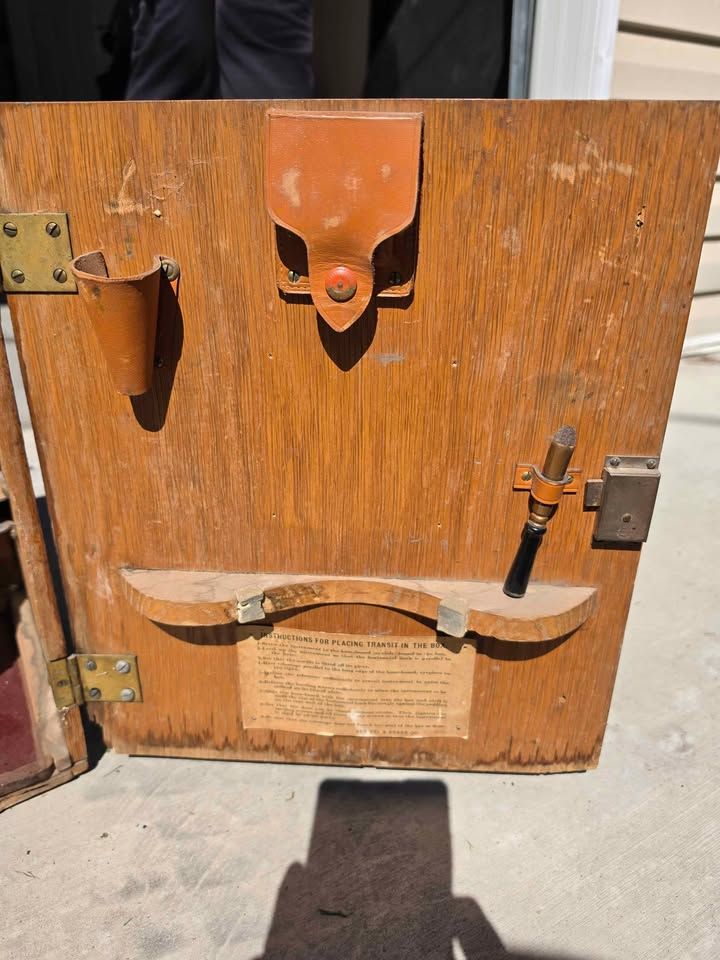 Main image 6