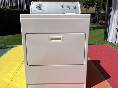 Whirlpool Electric Clothes Dryer White with Multiple Cycle Settings