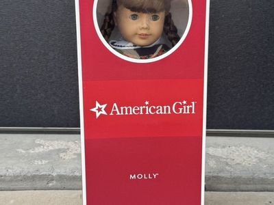 Original American Girl Molly Doll (NEW in box)
