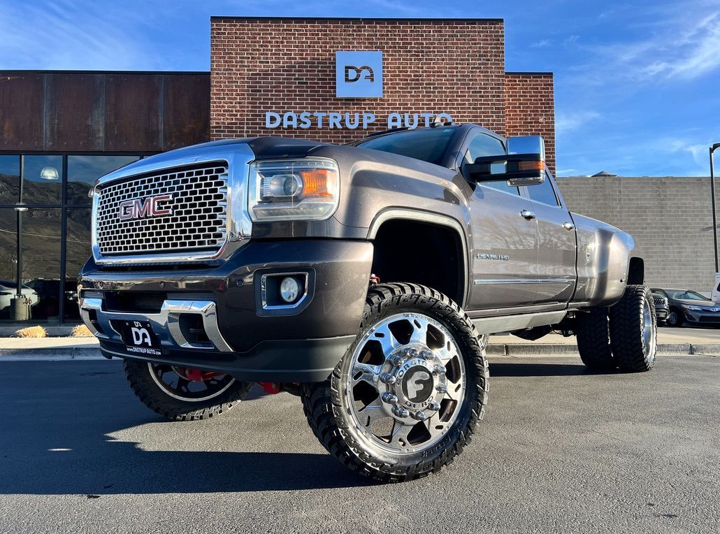 2015 GMC Sierra 3500HD Denali