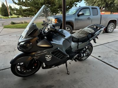 2008 Kawasaki Concours 14 Grey Sport Touring for 4x4