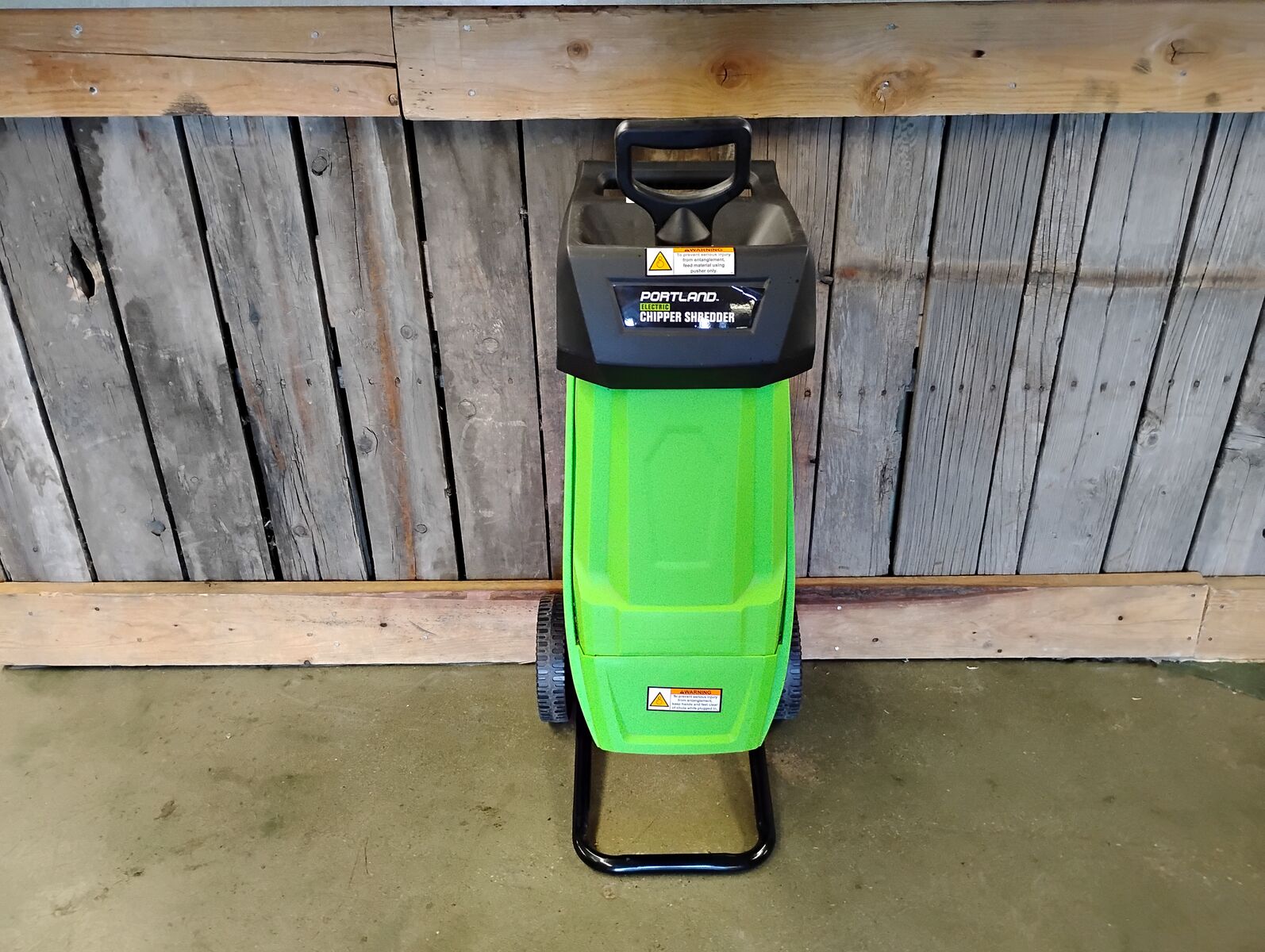 PORTLAND 14 Amp, 1-1/2 in. Capacity Corded Electric Chipper Shredder