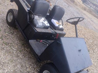 1970's Taylor Dunn Teebird Golf Cart