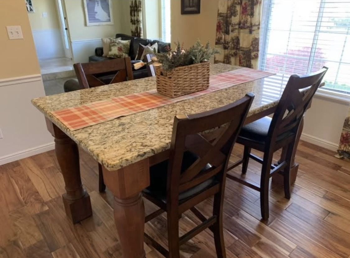 Custom Dining Table/Island Granite‑Top Dining Table