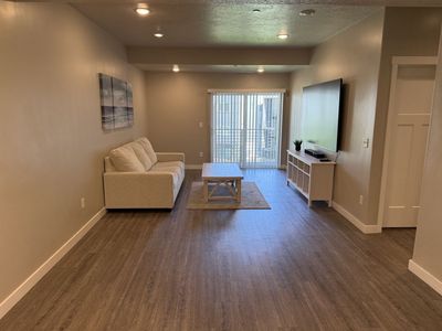 Vineyard 1 bedroom apartment lease take over