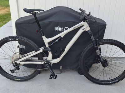 2025 Specialized Stump Jumper 15 Alloy