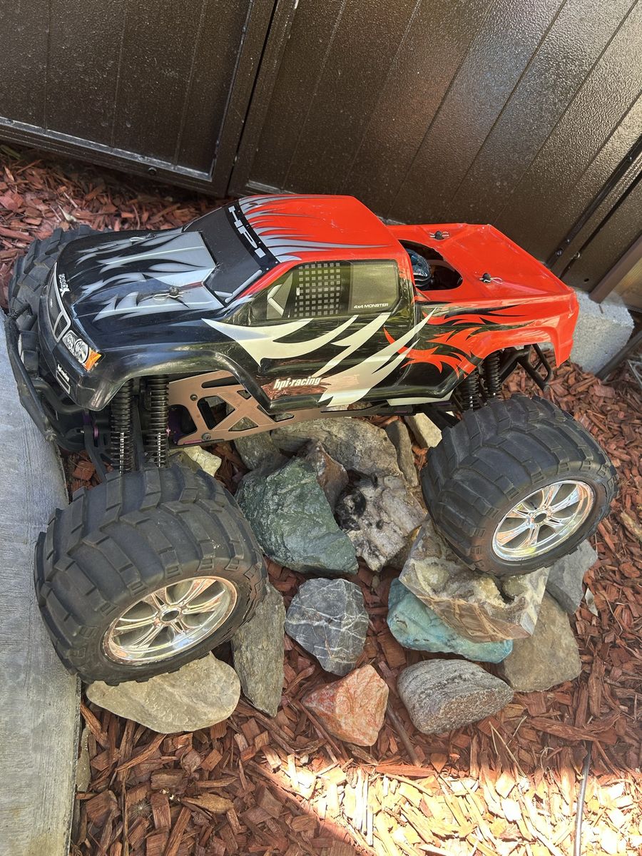 HPI RACING NITRO BUGGY GT-2 RC TRUCK COLORED BODY BLACK/RED/SILVER, DISCONTINUED