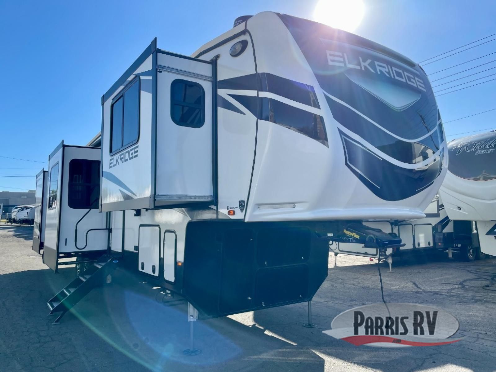 Used 2022 Heartland ElkRidge 38FLIK