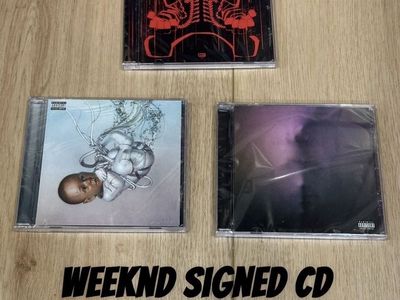 The Weeknd-SIGNED Hurry Up Tomorrow 3 CD Bundle