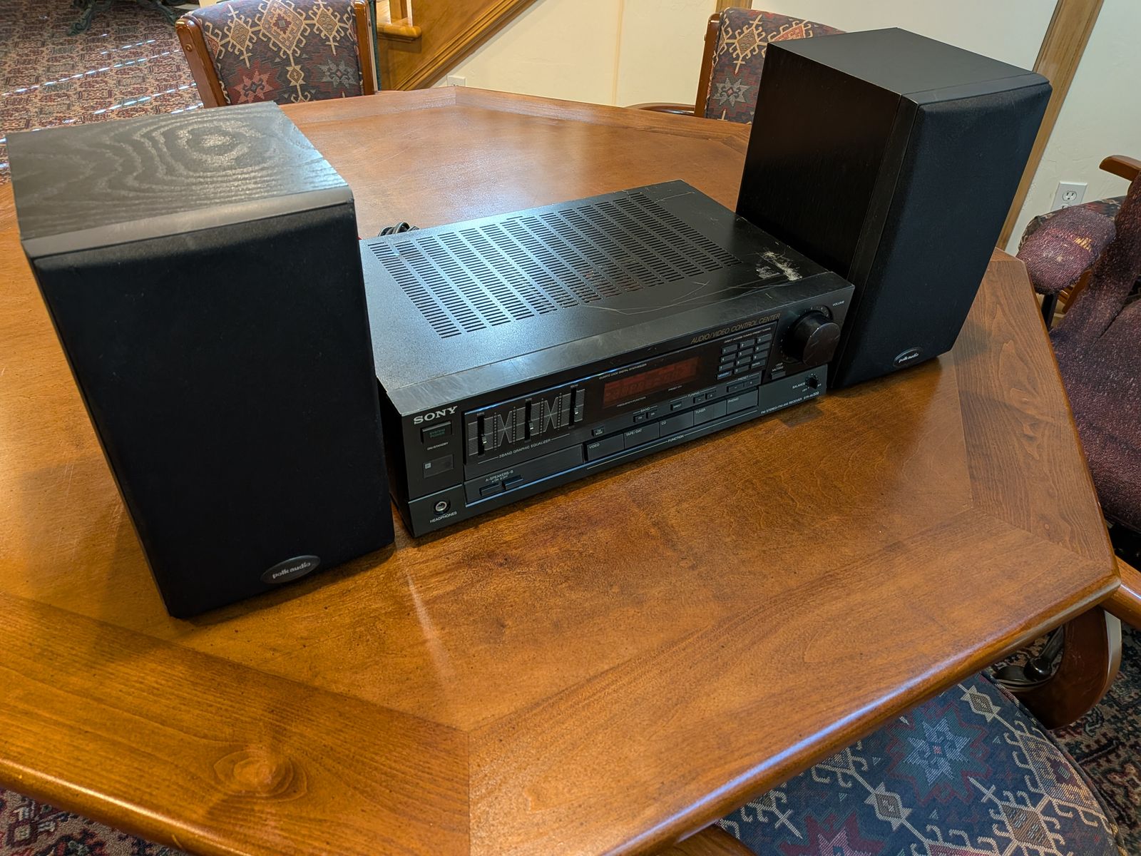 Sony Amplifier and Polk Audio Speakers Set - Sony STR-AV300 and Polk Audio RT15i