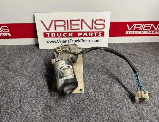 E008172 WINDSHIELD WIPER MOTOR