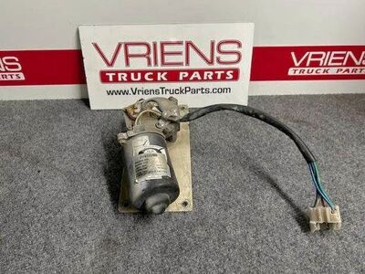 E008172 WINDSHIELD WIPER MOTOR