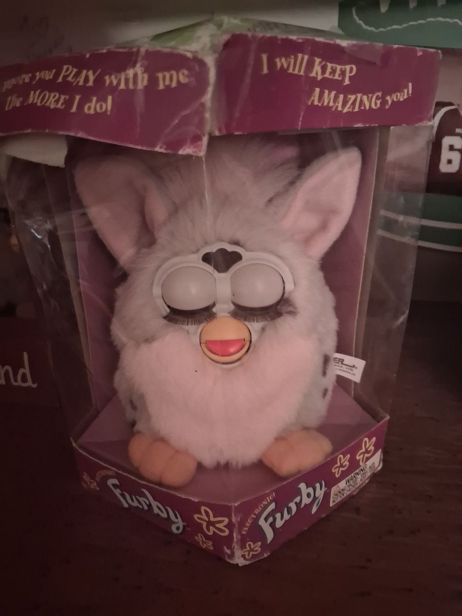 Vintage Tiger Electronics Furby Interactive Electronic Toy. 