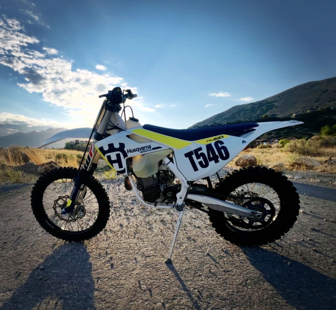 2017 Husqvarna FX 450 Dirt Bike. Factory 