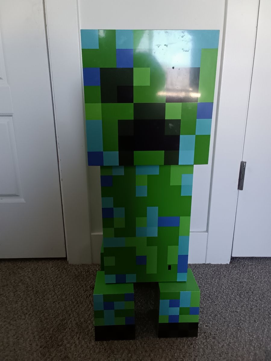 Creeper mini fridge