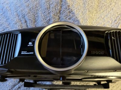 Epson Pro Cinema 6010 Powerlite 2D and 3D Projector