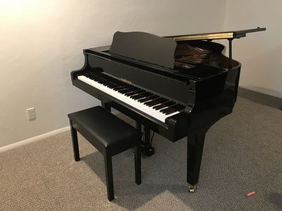 Yamaha Baby Grand Piano