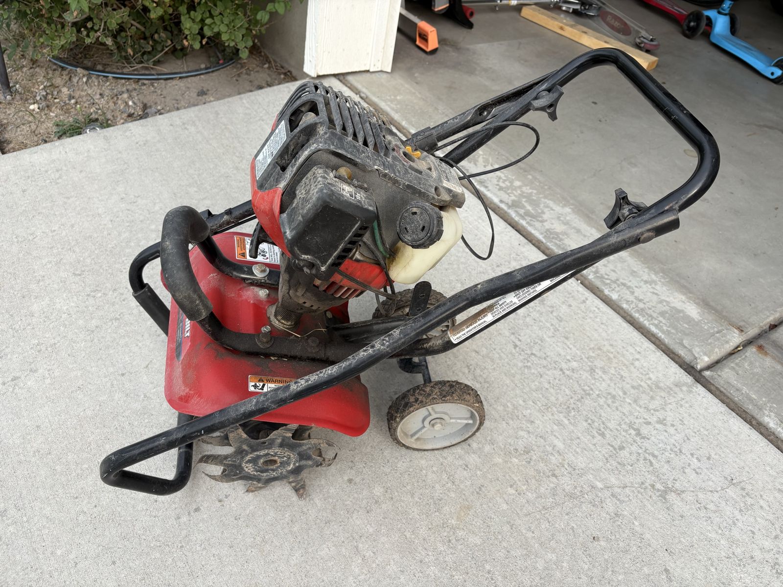 Troy-Bilt TB146 EC JumpStart Gas Garden Tiller Cultivator Red