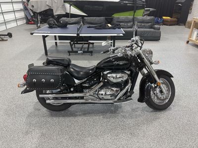 Suzuki Boulevard C50 Black Cruiser Motorcycle with Saddlebags