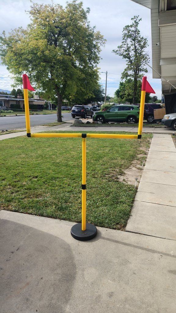 Field Goal Post