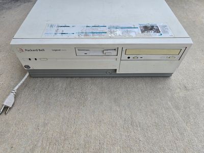 Vintage Packard Bell Legend 204CD Computer *read*