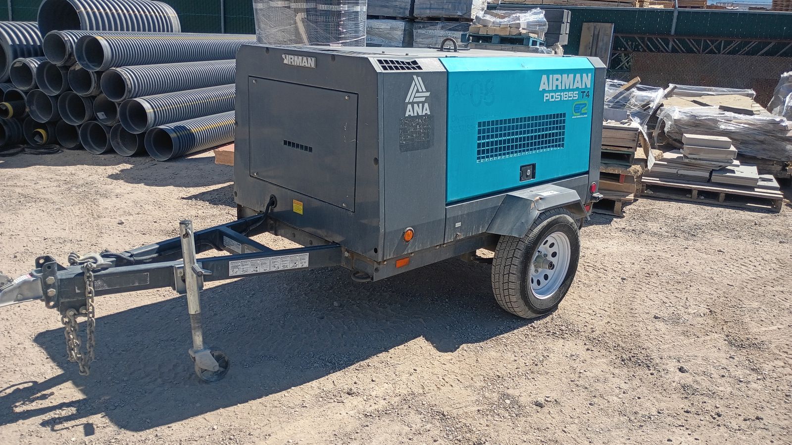 Airman PDS185S towable rotary screw air compressor, 9689 hours