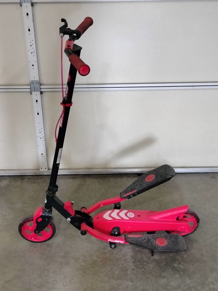 Yvolution Y Flyer Stepper Scooter