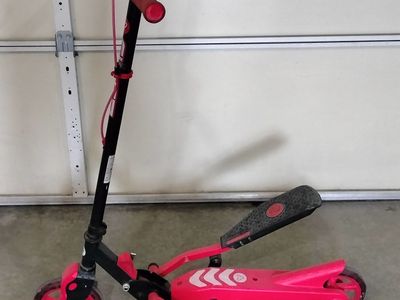 Yvolution Y Flyer Stepper Scooter