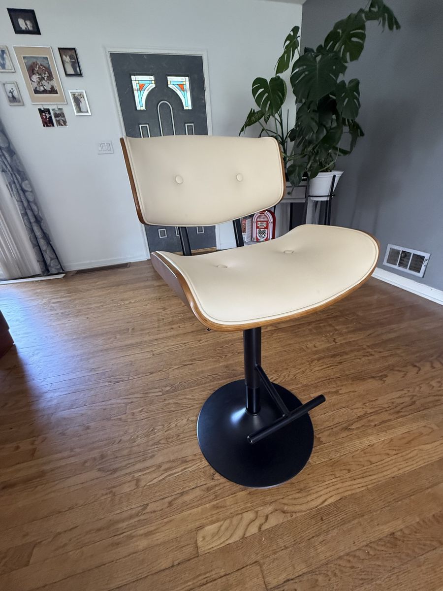 Modern Adjustable Swivel Bar Stool with Faux Leather Cushion & Wood Grain Finish #2 (100 each)